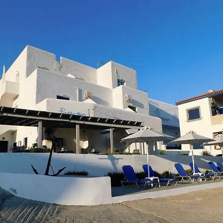 Mare Guesthouse&café 3*