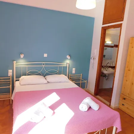 Mare 3* Perdika (Aegina)